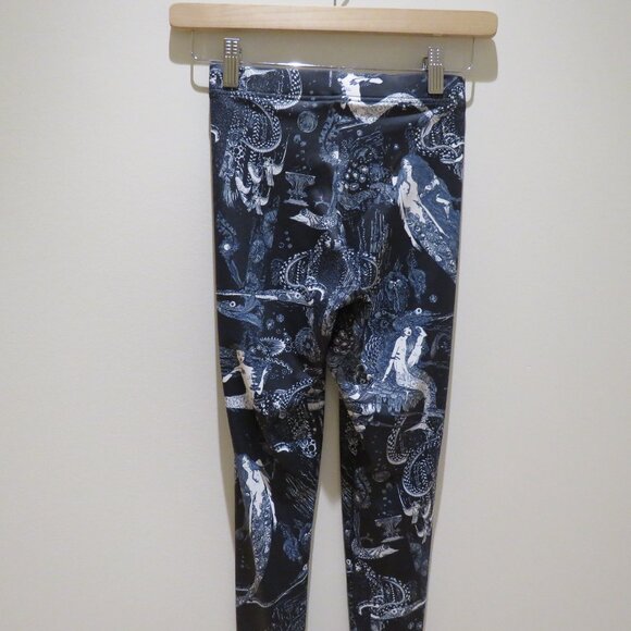 BLACKMILK Birth Of Venus Leggings Alt Punk Goth Whimsigoth Stretch Cosplay XS - Picture 14 of 15